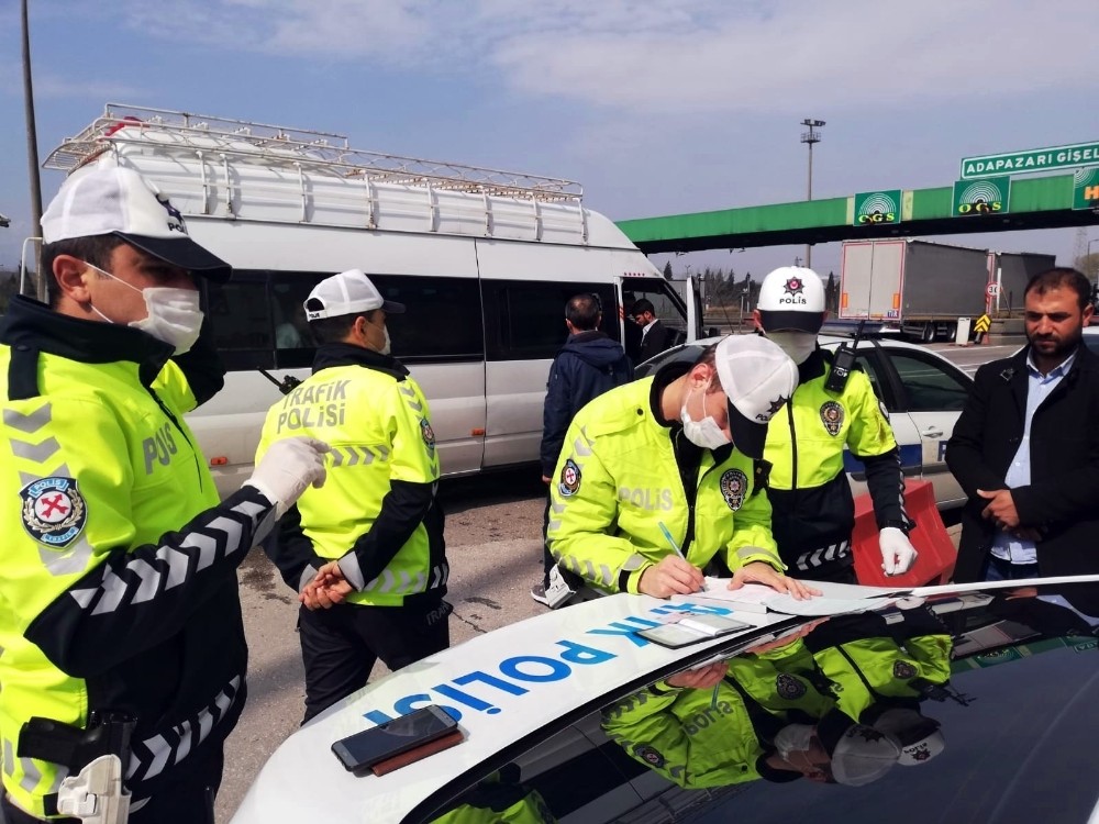 Sakarya’da korona virüs tedbirlerine uymayan dükkan ve vatandaşlara ceza yağdı 