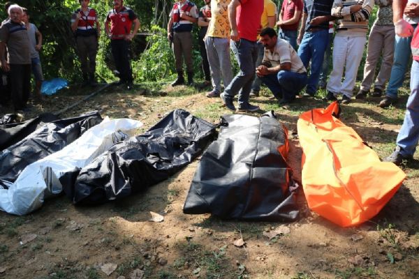 Sakarya'da meydana gelen kaza yerinde acı tablo