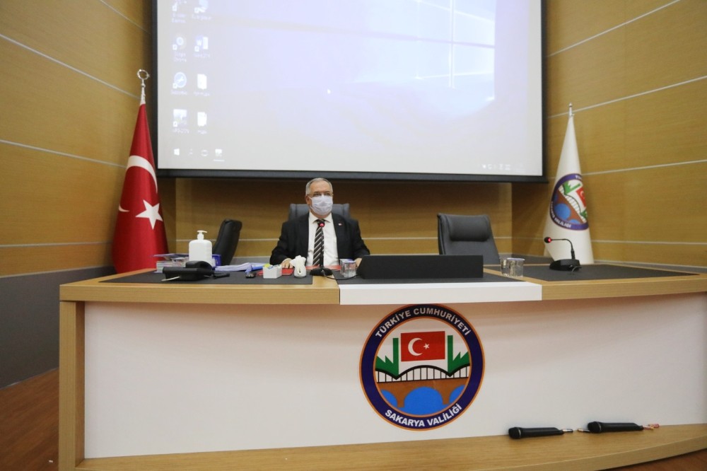 Sakarya’da servislerde yatan pozitif vakalı hasta sayısı 40’a düştü 