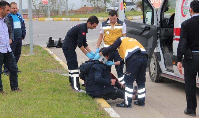 Sakarya'da trafik kazası: 3 yaralı
