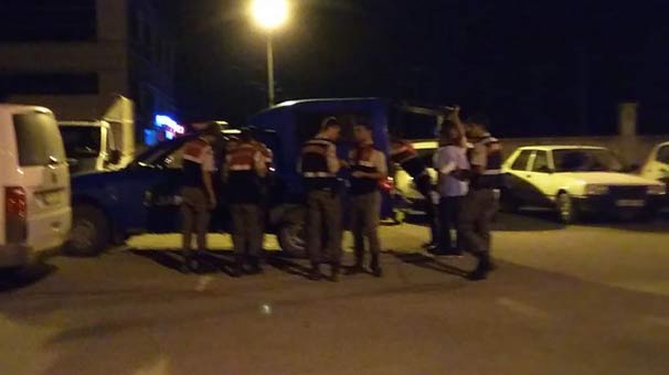 Sakarya'da uyuşturucu baskını: 10 gözaltı