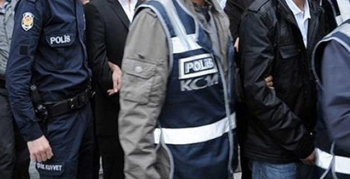 Sakarya’da uyuşturucu operasyonu: 26 gözaltı