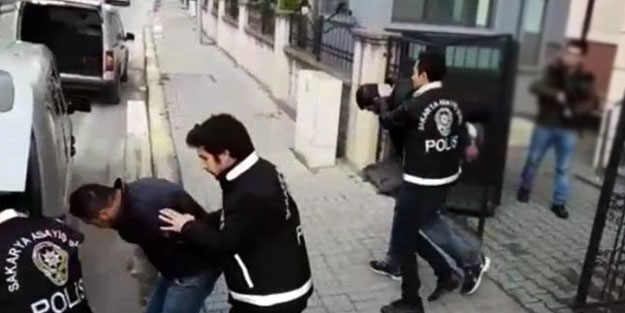 Sakarya'dan çaldıkları çelik kasayla Ankara'da enselendiler