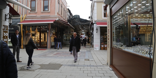 Sakarya'nın ticaret merkezi: Uzunçarşı