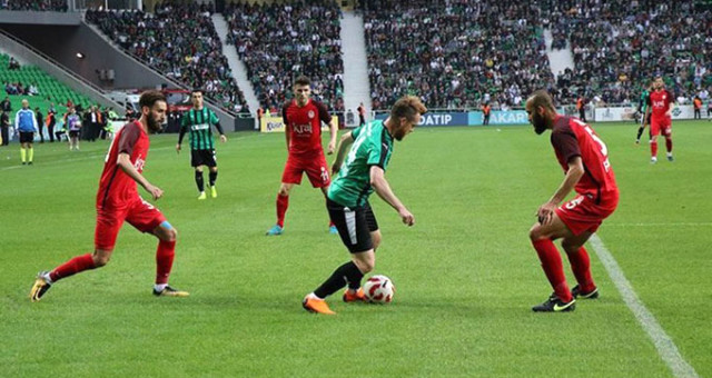 Sakaryaspor 1. Lig'in kapısına dayandı!