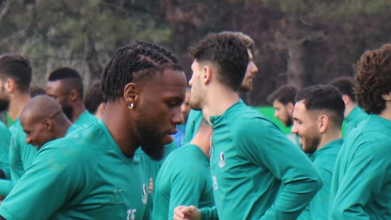 Sakaryaspor, Kocaelispor derbisi hazırlıklarını sürdürüyor