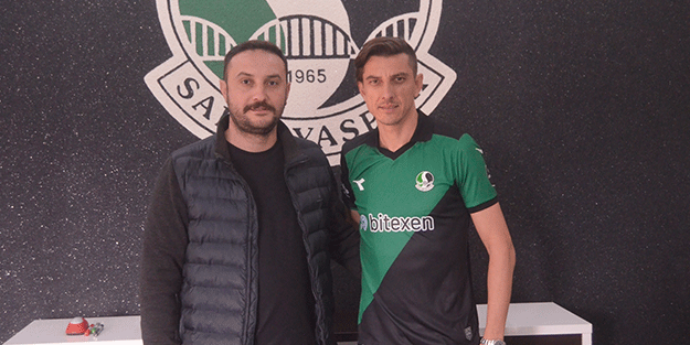Sakaryaspor, Mehmet Akyüz ile anlaştı