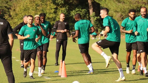 Sakaryaspor-Yeni Malatyaspor maçı saat kaçta CANLI İZLE	