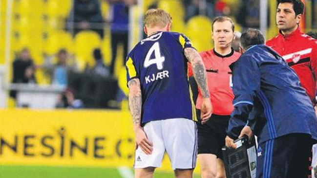 Sakatlanan Kjaer mücadeleyi tamamlayamadı