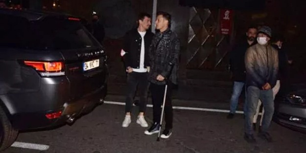 Sakatlık sonrası ilk kez görüntülendi!