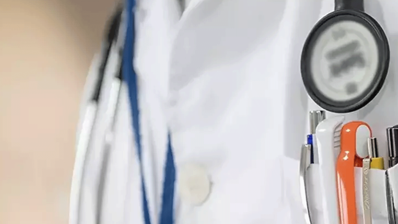 Sakın ihmal etmeyin! İlaç yazdırmaya gitti, kanser olduğunu öğrendi!