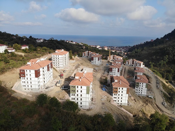 'Sakin Şehir'de toplu konut yükseliyor