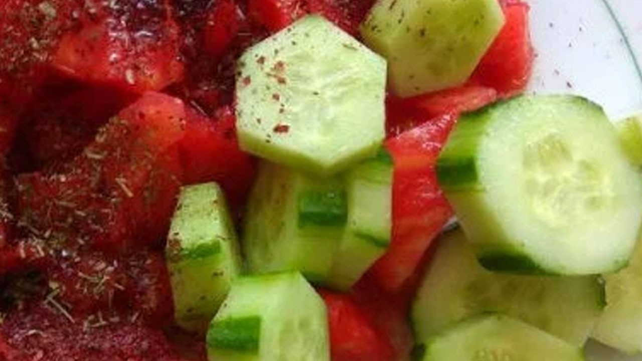 Salatalık, domates veya biber yerine ekiyorlar! İyi gelmediği hastalık neredeyse yok!