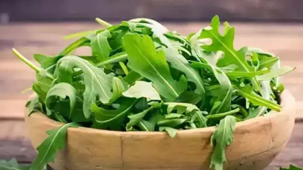 Salatasını yapıp mutlaka yiyin! Bağırsakları motor gibi çalıştırıyor: Kemikleri taş gibi yapacak