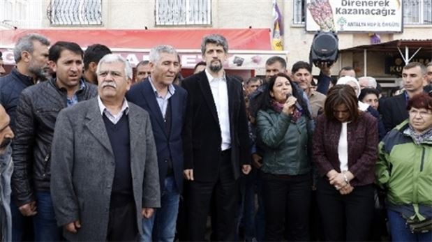 Saldırı sonrası halay çekmek istedi