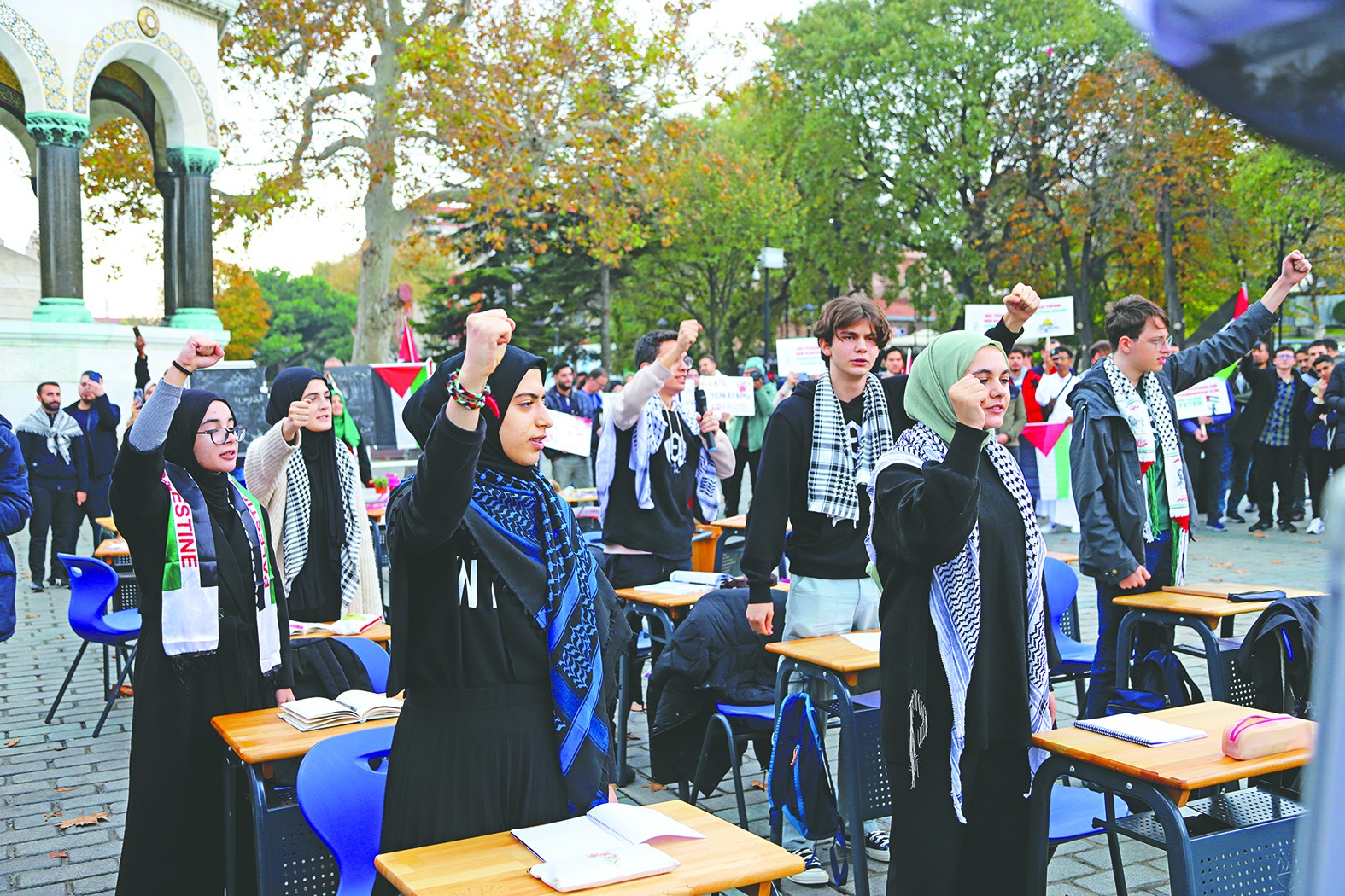 Saldırılar bir an önce dursun! Sultanahmet’te dersimiz Filistin