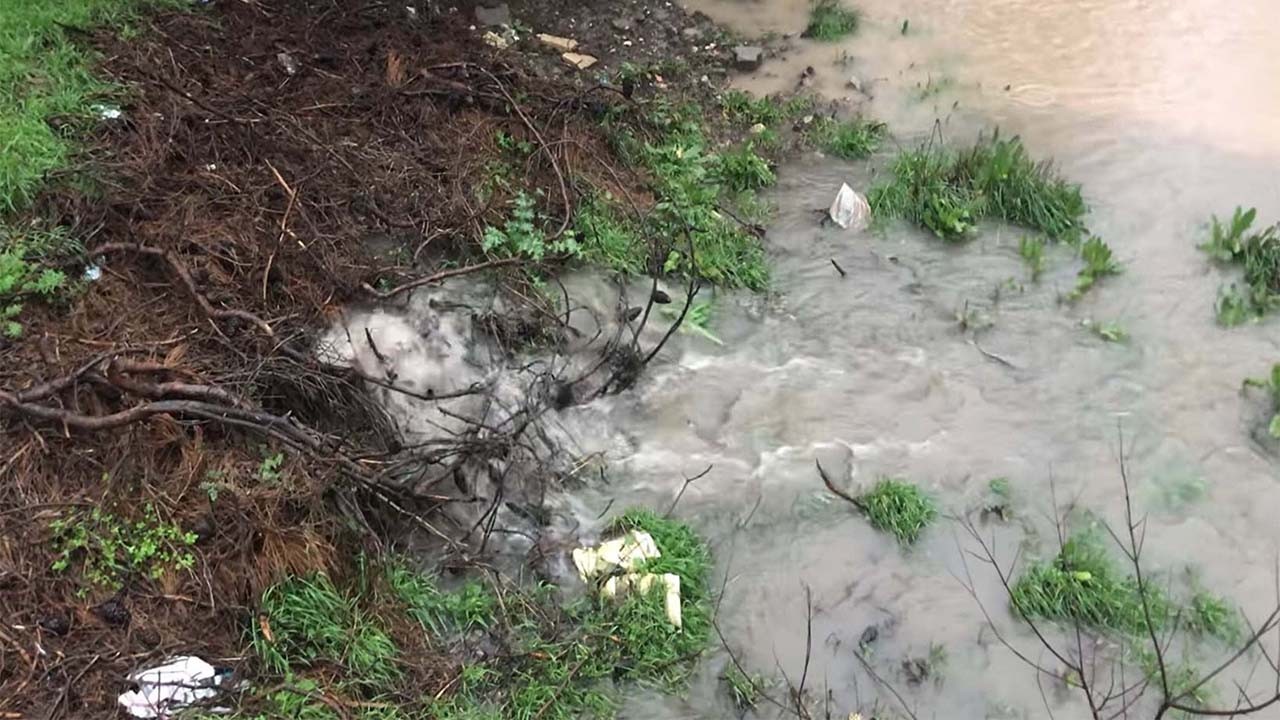 Salgın hastalıklar an meselesi CHP İzmirlilere lağım suyu içirdi