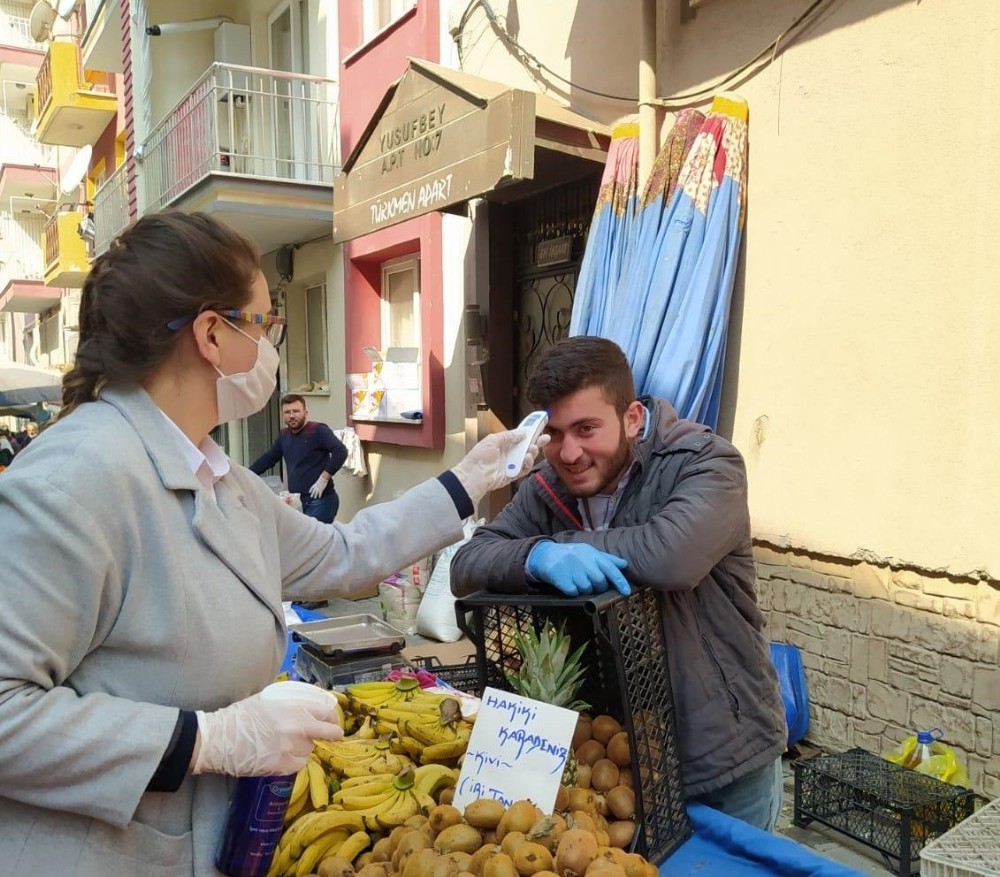 Salı Pazarında korona virüs tedbirleri 