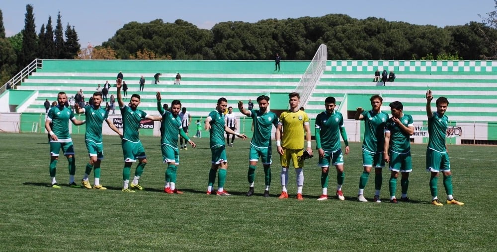 Salihli Belediyespor, ’BAL’a devam’ kararı aldı 