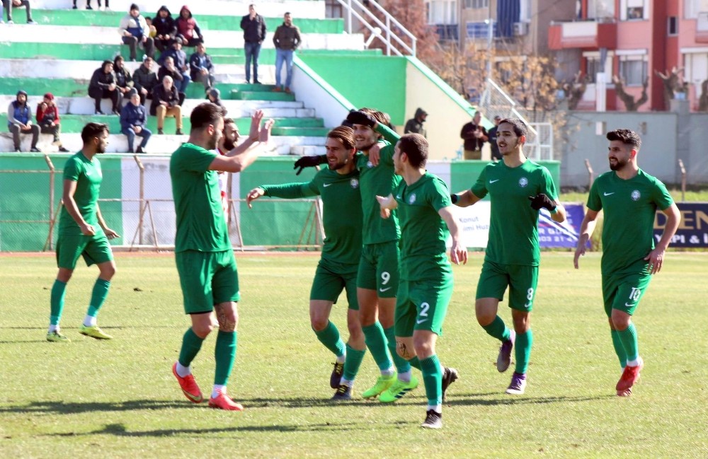 Salihli Belediyespor yeniden çıkışa geçmek istiyor 