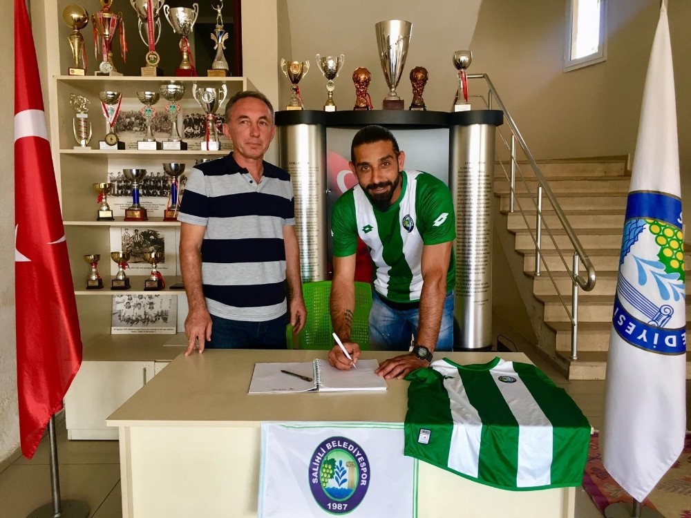 Salihli Belediyespor’dan yeni transfer 