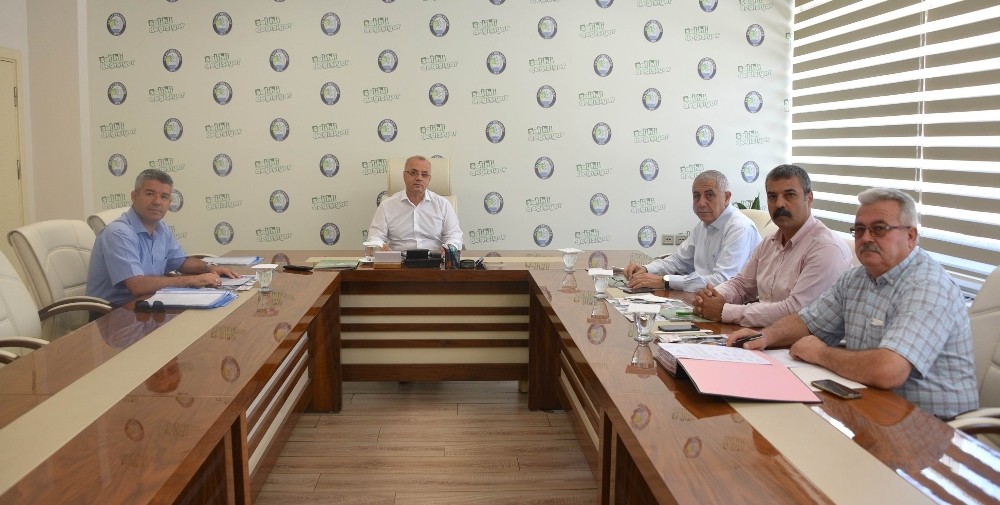 Salihli OSB yönetimi toplandı 