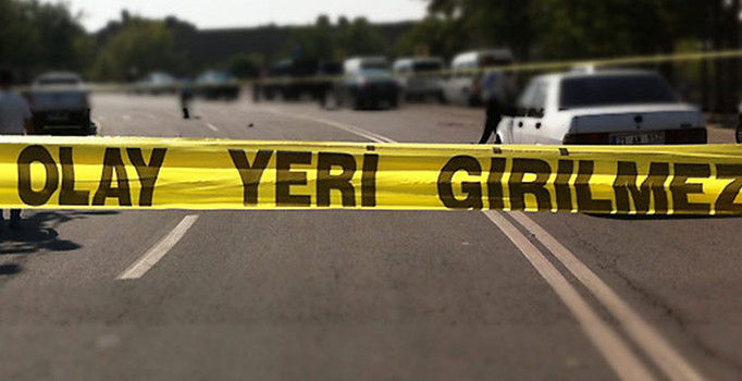 Salihli'de trafik kazası: 5 ölü, 2 yaralı