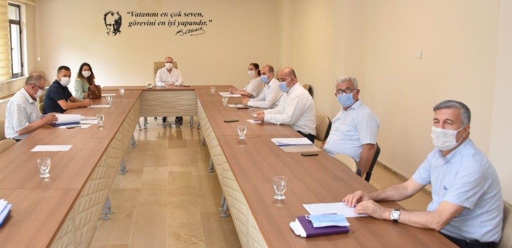 Salihli’de yeni encümen üyeleri ilk kez toplandı 