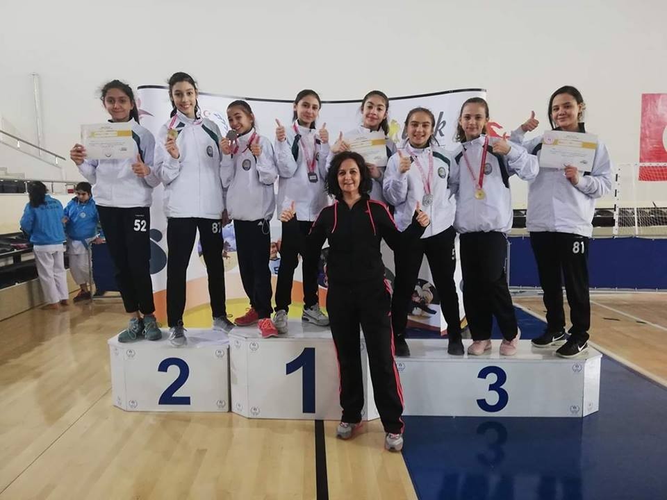 Salihlili karateciler yine şaşırtmadı 