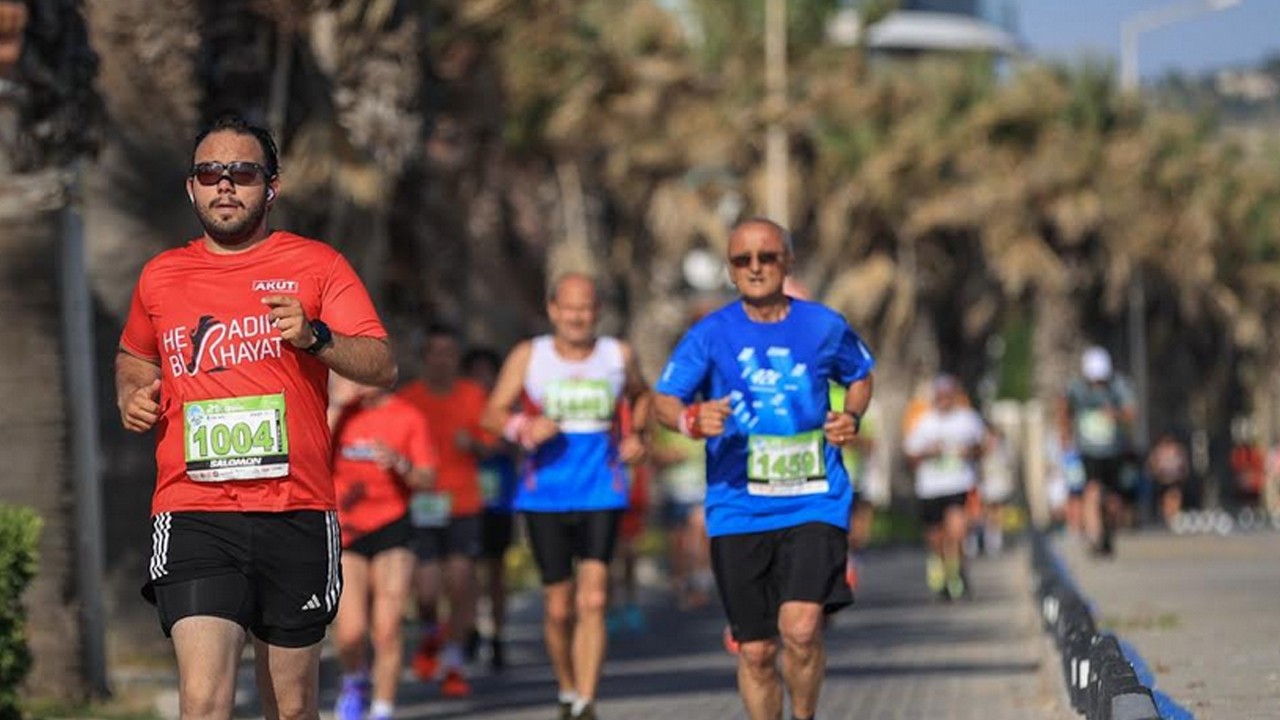Salomon Çeşme Yarı Maratonu Ege’nin ritmini koşuya taşıyacak