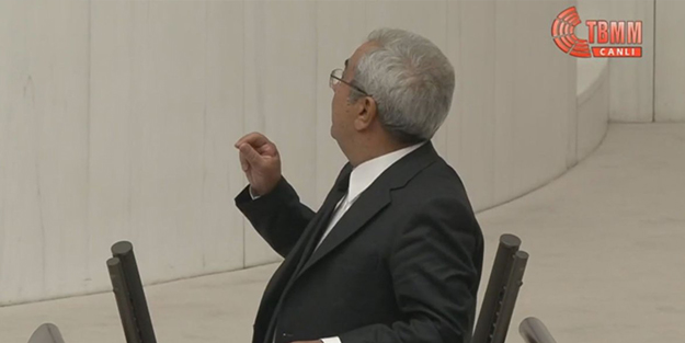 Salonu birbirine katıp yine provokasyona soyundular! HDP'li vekilden TBMM'de 'Kürtçe' kışkırtması