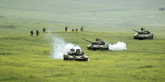 Salyalarını akıtan Ermenistan duyurdu: İmha ettik