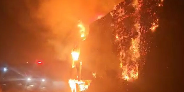 Saman yüklü kamyon alev alev yandı
