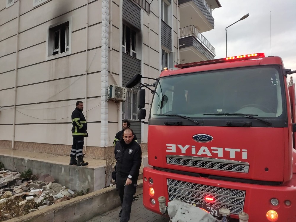 Samandağ’da ev yangını 