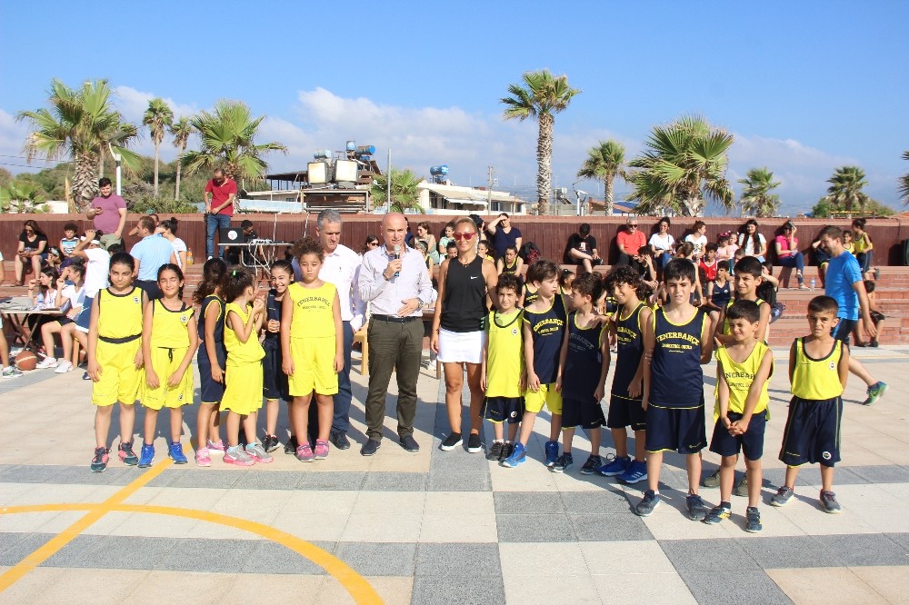 Samandağ’da tek pota basketbol turnuvası başladı 