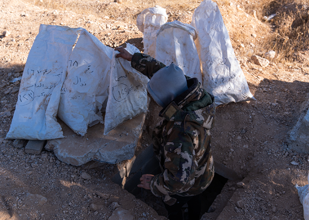 Şam’da topraktan ceset fışkırıyor! İki günde 175 ceset çıkartıldı