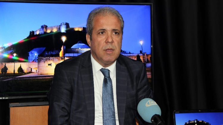 Şamil Tayyar bakın kimi 'Evet' demeye davet etti