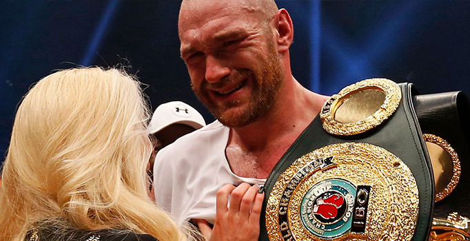 Şampiyon boksör Fury unvanlarından feragat etti