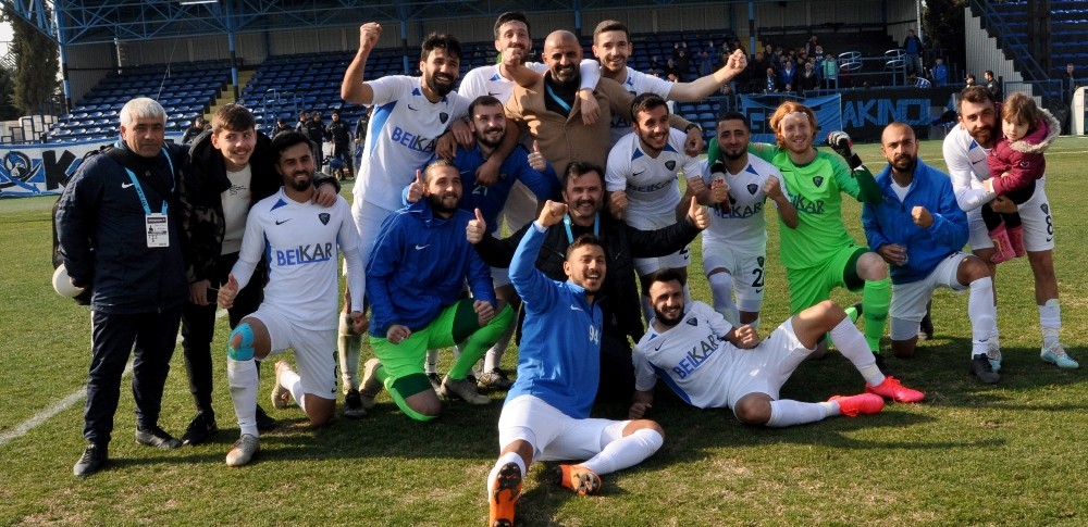 Şampiyon Karacabey Belediyespor 2. Lig’de 