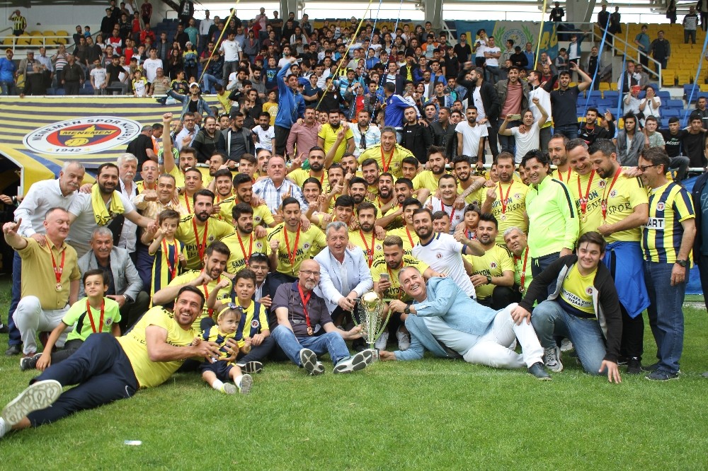 Şampiyon kongreye gidiyor 