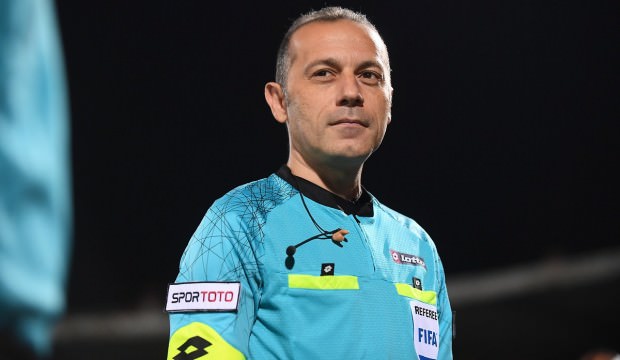 Şampiyonlar Ligi'nde dev maç Cüneyt Çakır'ın!