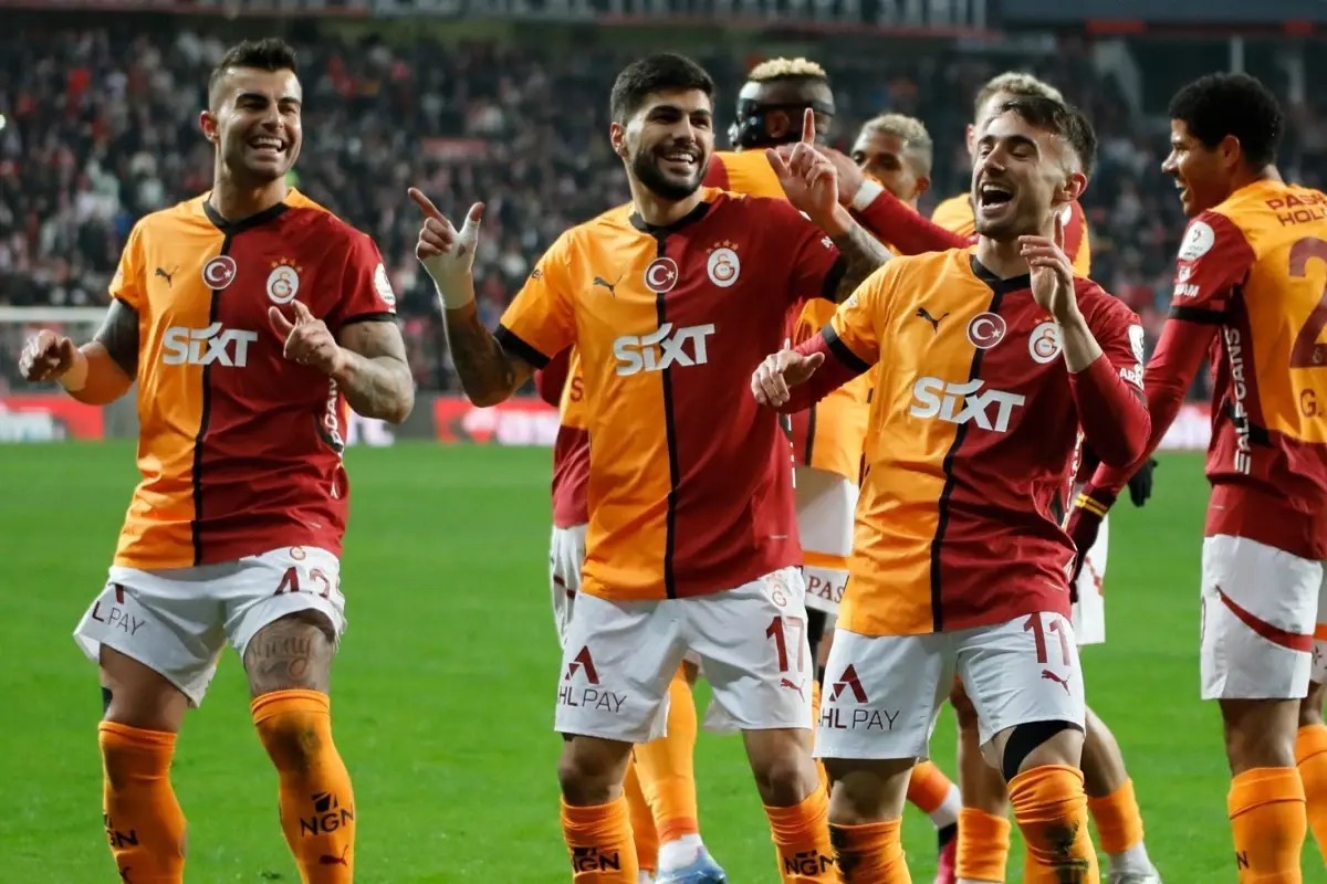 Şampiyonu devirmişti! UEFA Avrupa Ligi’nde sezonun golü Galatasaray’dan