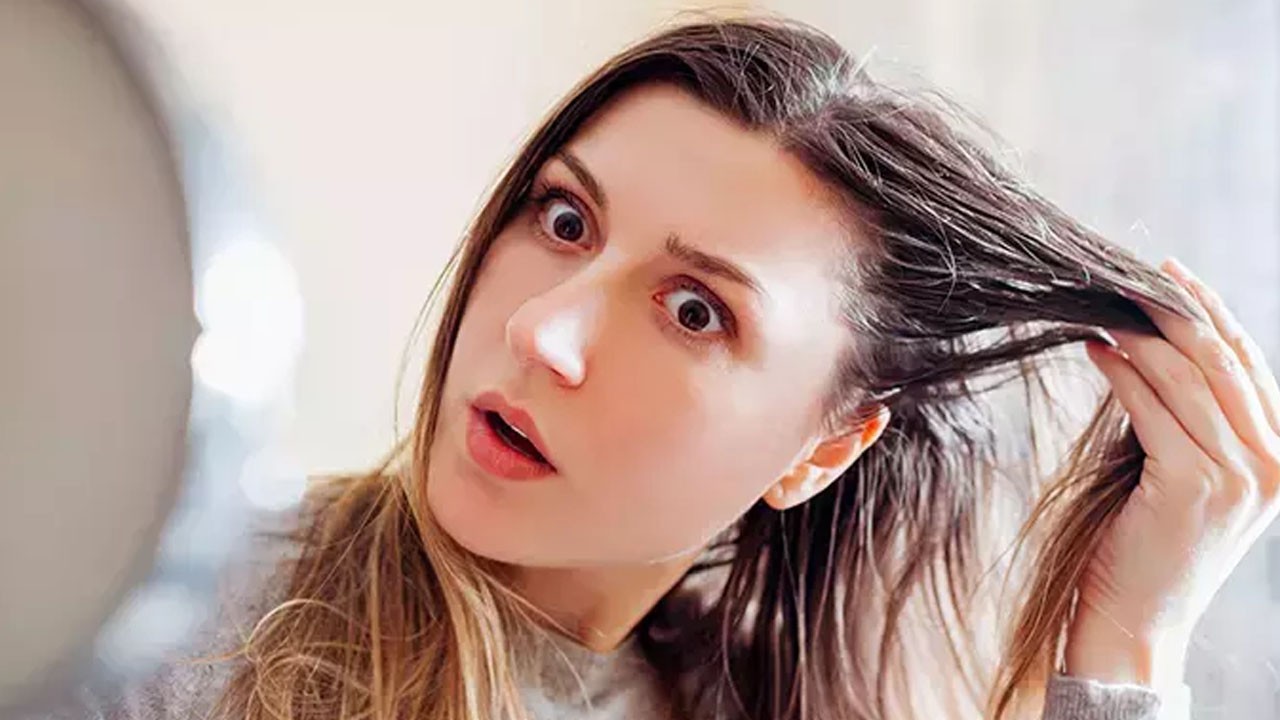 Şampuana ekleyip çalkalamak yeterliymiş! 1 damlası bile saçı besliyor