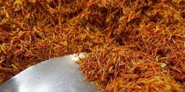 Şampuanınızın içine bir damla ekleyin! Olacaklara şahit olun...