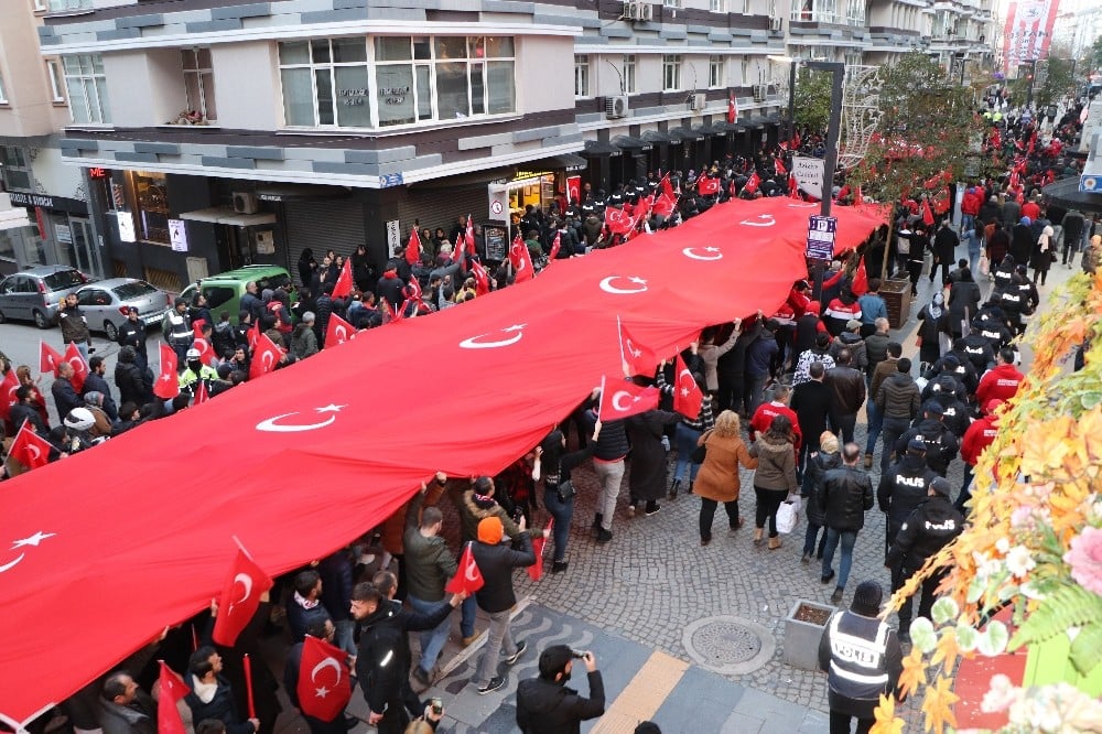 Samsun şehitler için yürüdü 