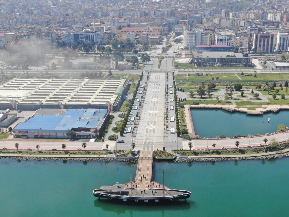 Samsun sokağa çıkma yasağına uydu 