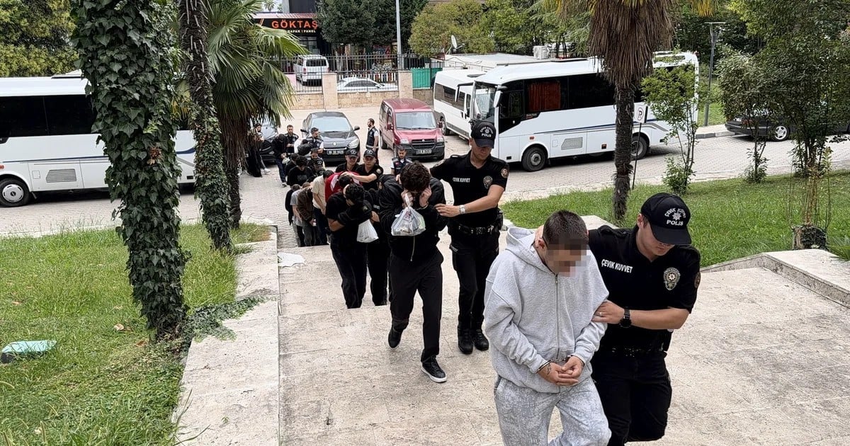 Samsun ve Hatay'daki 'Sokaklar Güvende' operasyonunda 53 şüpheliden 21'i adliyede