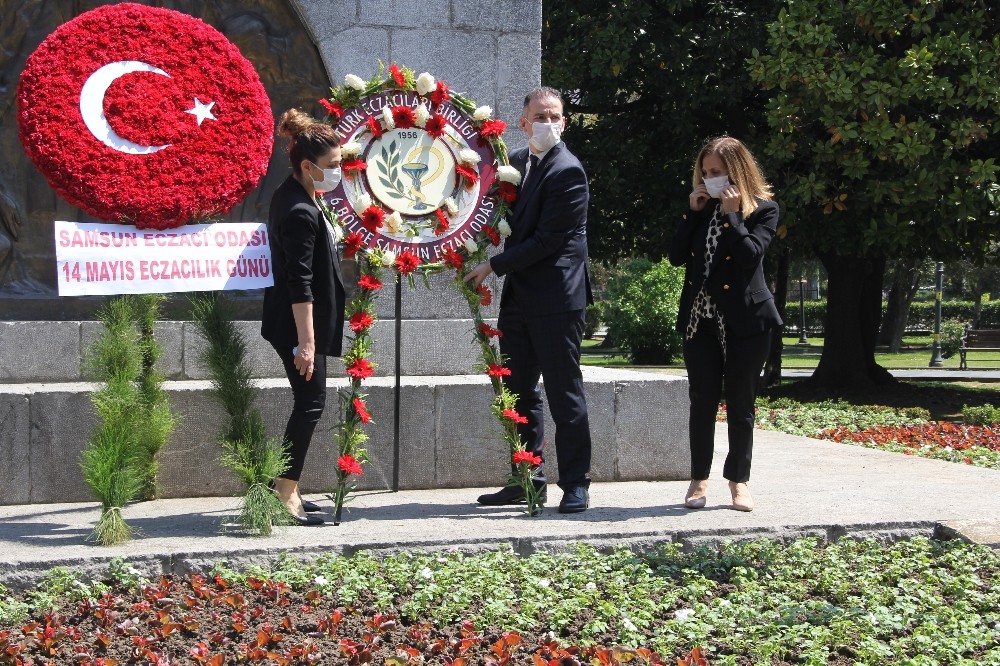 Samsun ve Sinop’taki eczanelerden 3 milyon ücretsiz maske dağıtıldı 