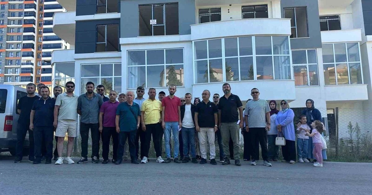 Samsun'da 80'e yakın aile aynı dairenin 3-4 kişiye satıldığını iddia etti