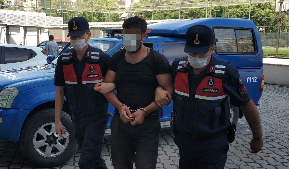 Samsun’da bıçaklı kavga: 2 yaralı 